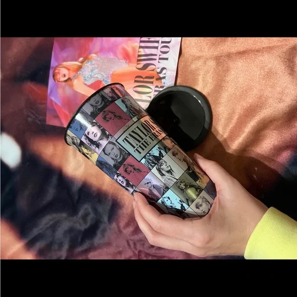 Eras Tour Taylor Swift Movie Cup and poster - Picture 3 of 3